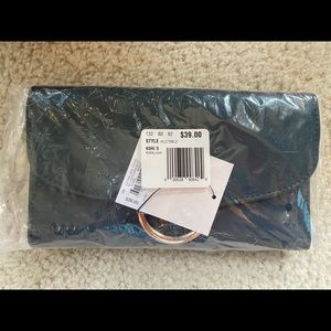 ❗️Last Chance❗️Lauren Conrad Soleil Ring Wallet